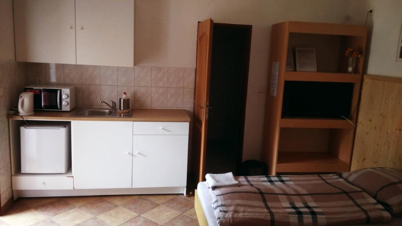 Ubytovani U Tajcu Dolni Berkovice エクステリア 写真