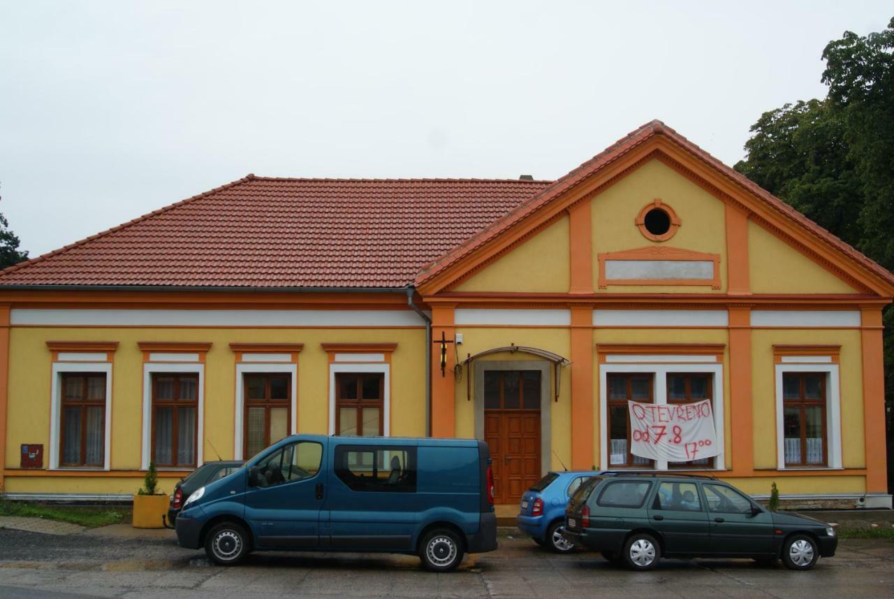 Ubytovani U Tajcu Dolni Berkovice エクステリア 写真